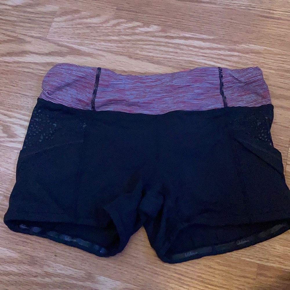 New condition! Lululemon 2.5 biker shorts